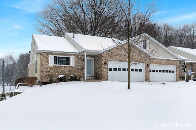 view of front of house featuring a garage