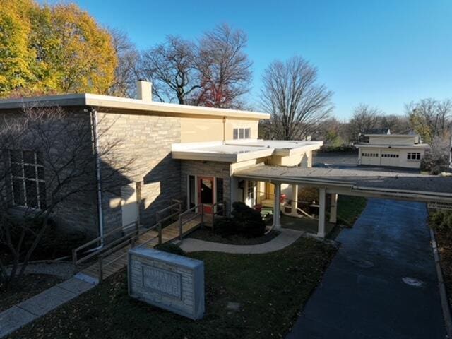 exterior space with a porch