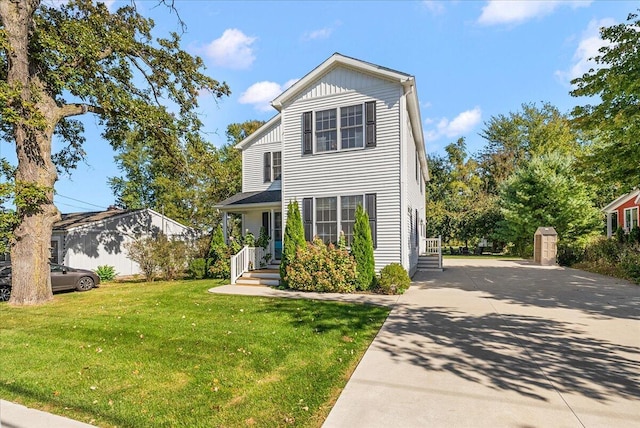 view of front of house with a front yard