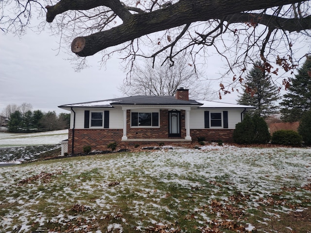 view of front of property