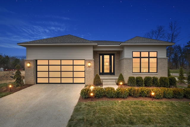 view of front of house featuring a garage