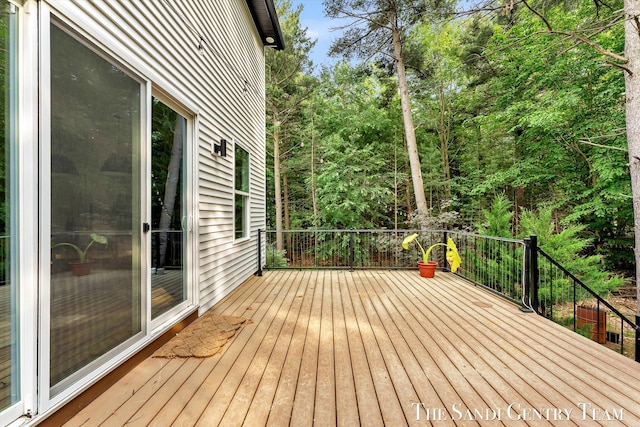 16500 Haven Woods Ct, West Olive, MI 49460 - view of deck