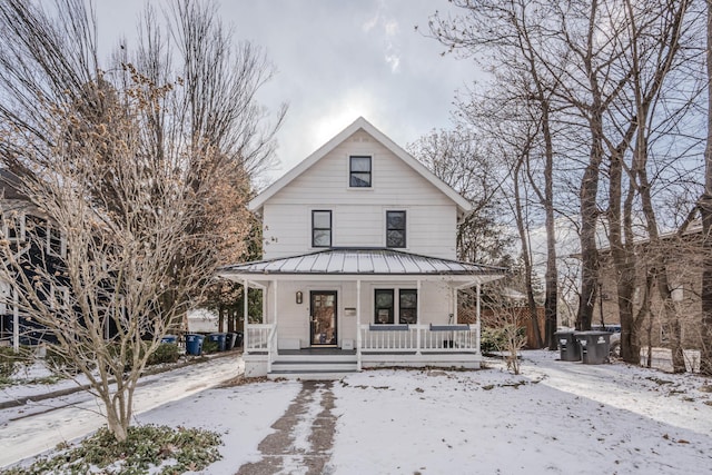 view of front of home featuring covered porch