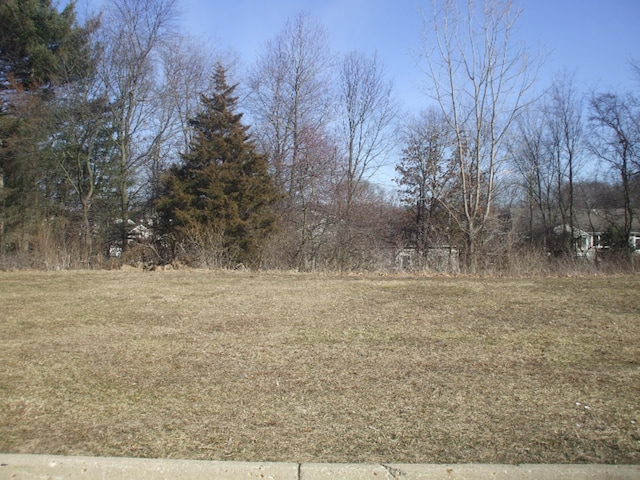 Listing photo 2 for 2626 Hunters Pt, Kalamazoo MI 49048