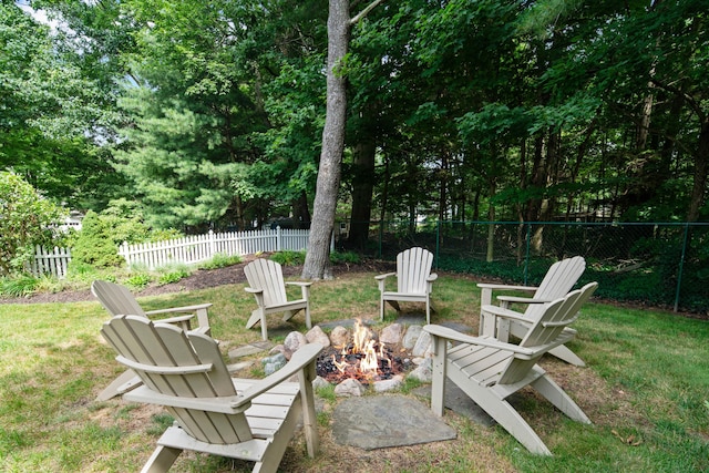 view of patio featuring an outdoor fire pit