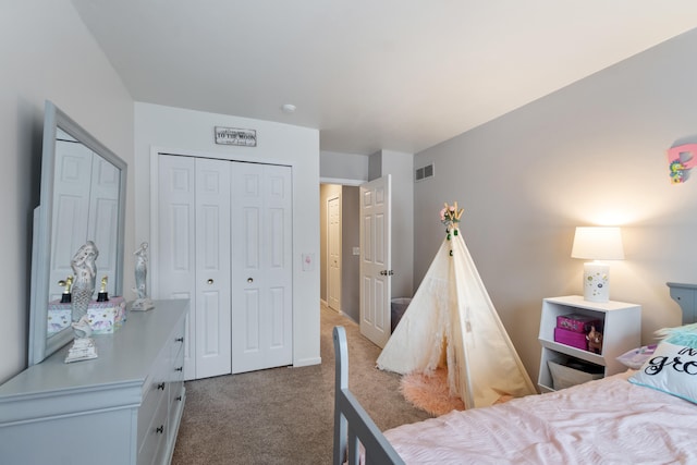 bedroom featuring carpet flooring