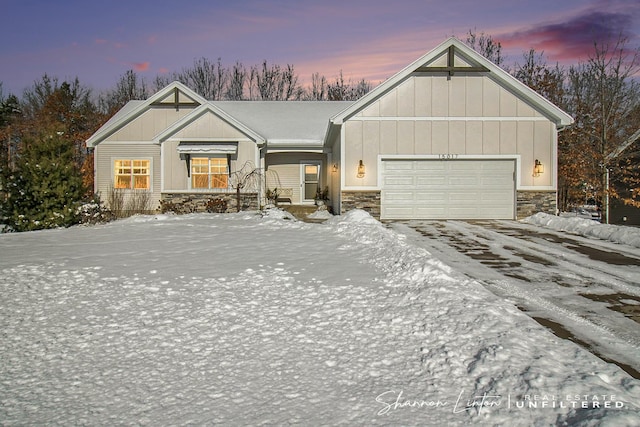 view of front of house featuring a garage