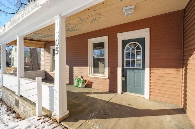 view of property entrance