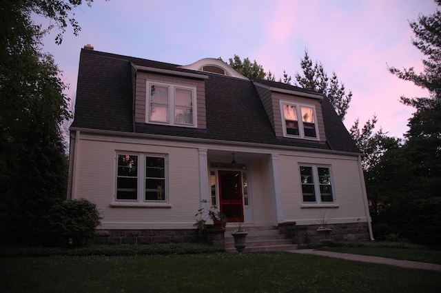 view of front facade