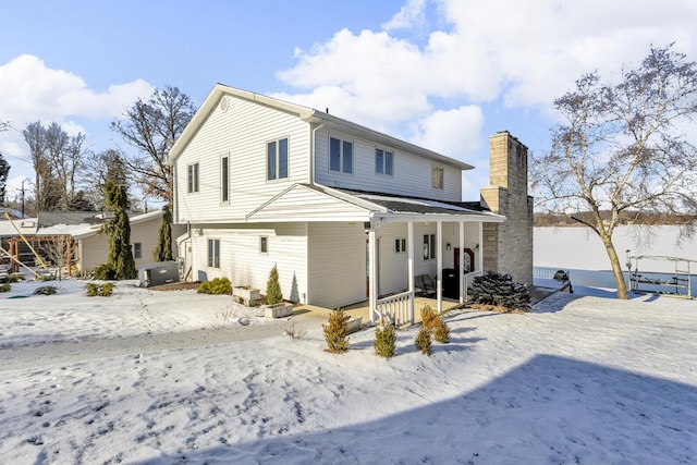 view of front of house with a porch