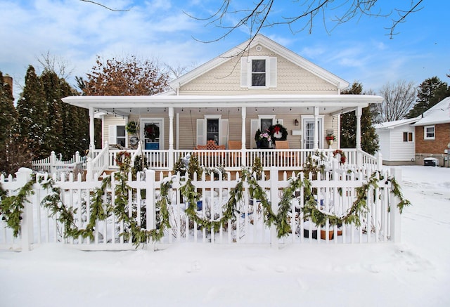 view of front of property with covered porch