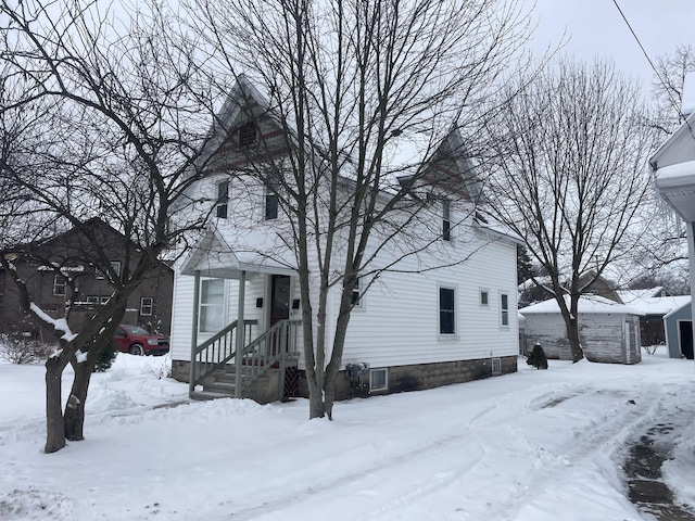 view of front of property