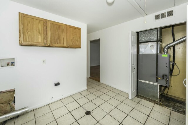 laundry room with washer hookup