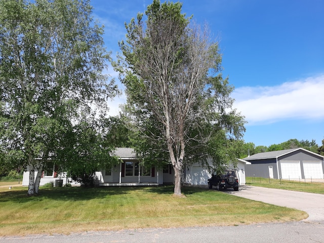 Listing photo 3 for 2830 Bradford Rd, Manistee MI 49660