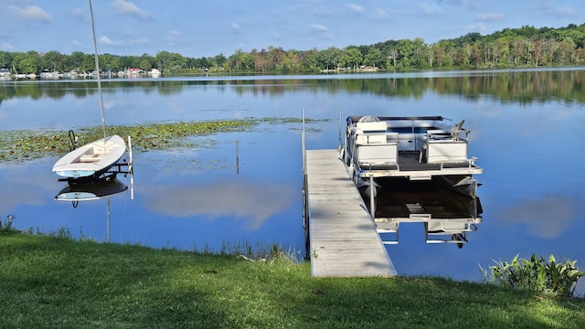 Listing photo 3 for 11280 Patterson Lake Dr, Pinckney MI 48169