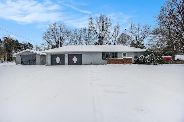 view of front of property