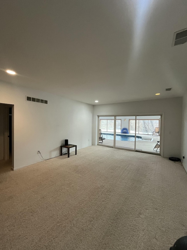 empty room with carpet