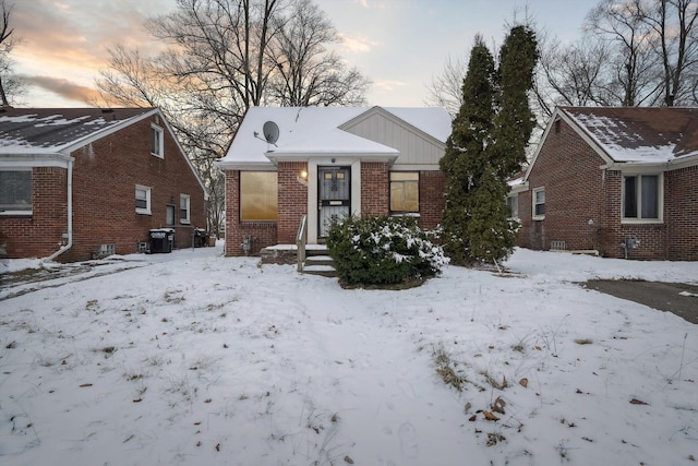 view of front of property