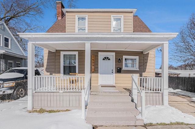 view of front facade featuring a porch