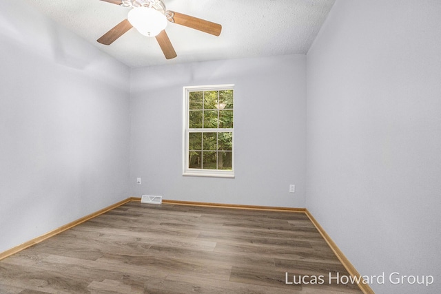3155 Cowboy Cove Ln, Ionia, MI 48846 - photo 15