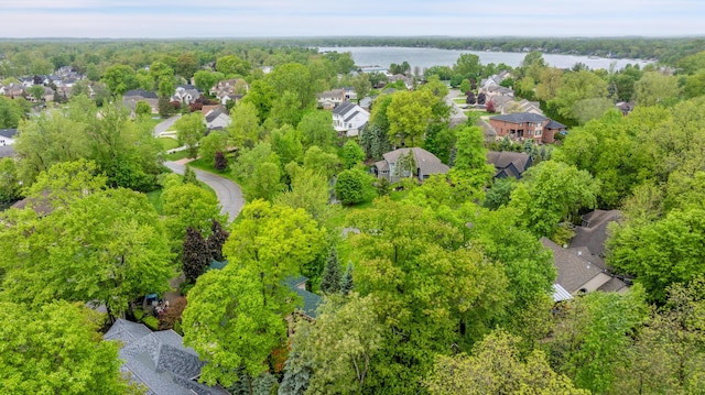4275 Forest Valley Ct, Waterford, MI 48328 - photo 9
