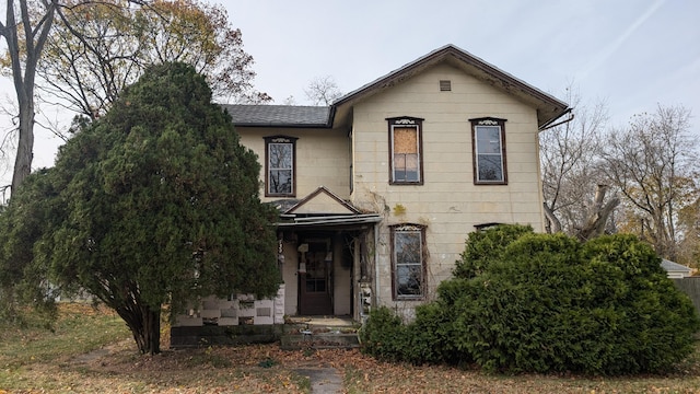 view of front facade