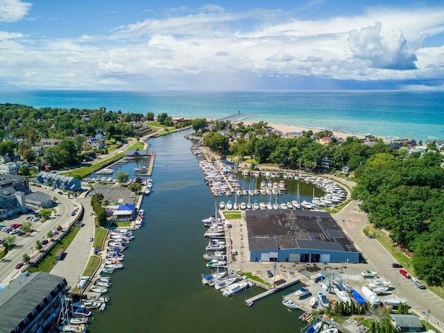 bird's eye view featuring a water view