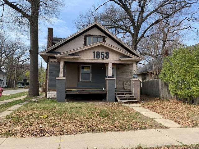 view of front facade featuring a porch