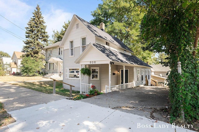 view of front of house