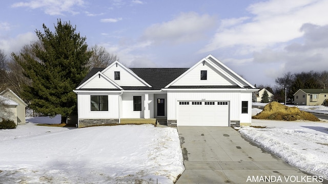 view of front of home featuring a garage