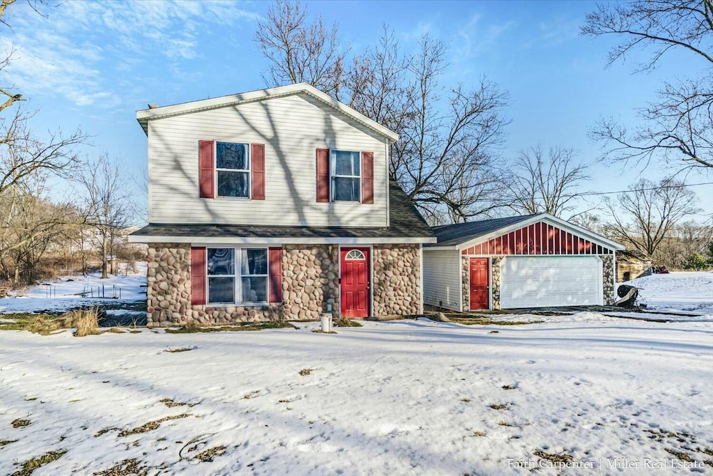 view of front of house with a garage