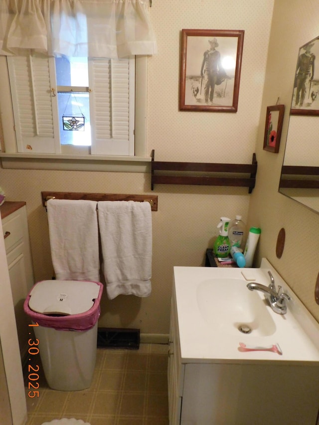 bathroom with vanity