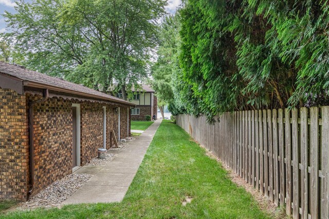 5410 Country Aire Dr Unit 13, Coloma, MI 49038 - view of yard