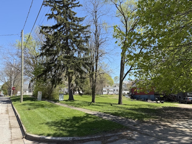 1497 Division St, Muskegon, MI 49441
