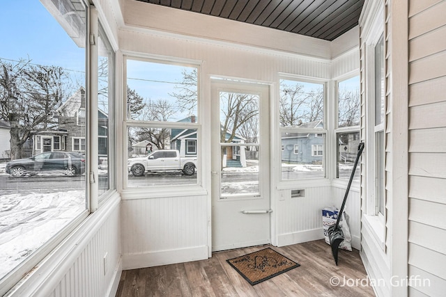 view of unfurnished sunroom