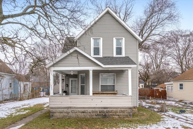 bungalow-style house featuring covered porch