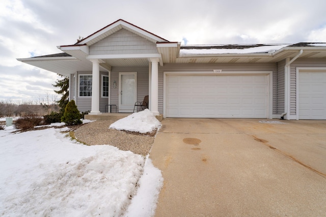 view of front of home featuring a garage