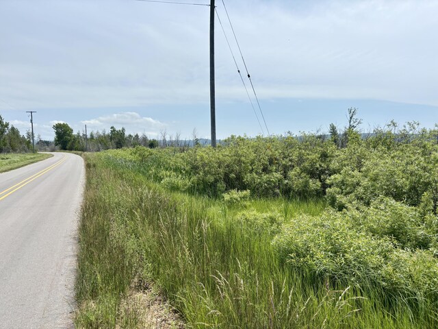 001 W Fairway, Onekama, MI 49675 - photo 2