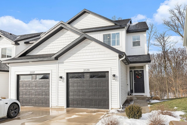 view of front facade with a garage