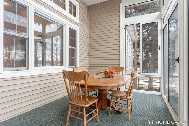 view of sunroom / solarium