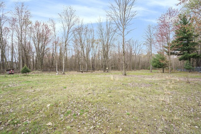 37076 76th St, Covert, MI 49043 - view of yard