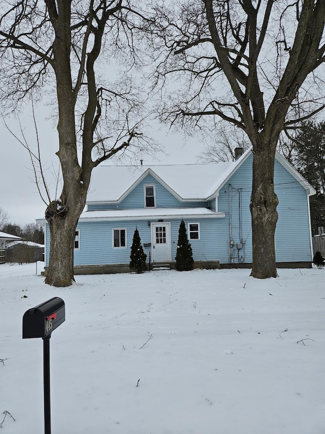 view of front facade