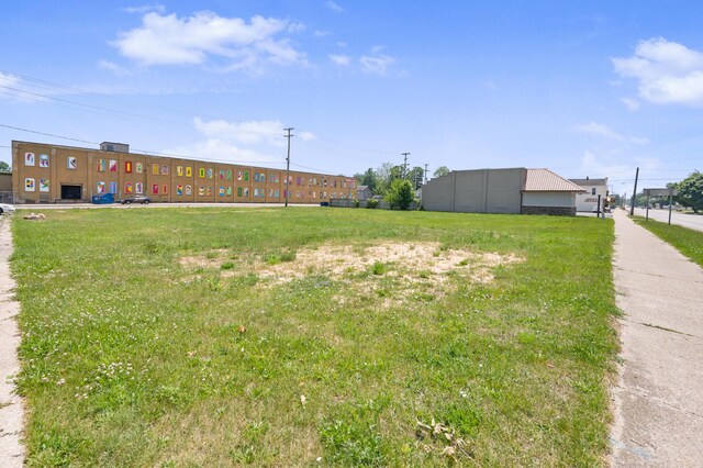 818 N State St, Big Rapids, MI 49307