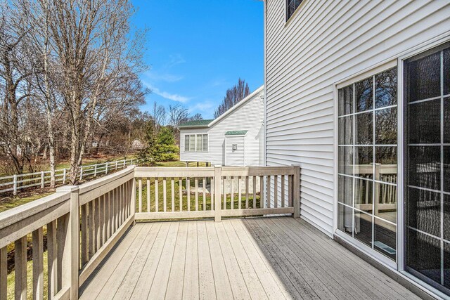 deck with fence