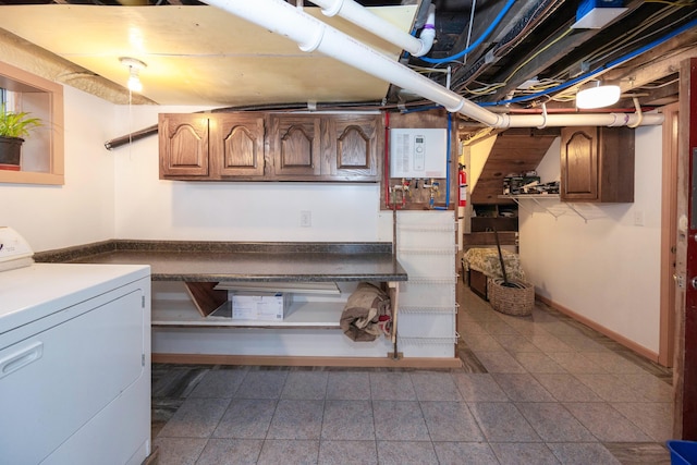 basement with washer / clothes dryer