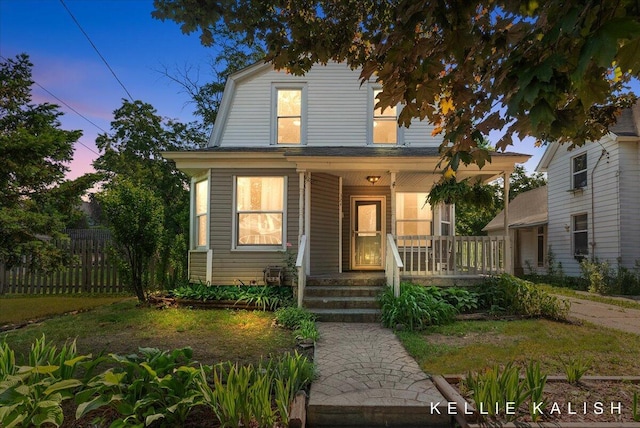 324 Gunnison Ave SW, Grand Rapids, MI 49504 - view of front facade with covered porch