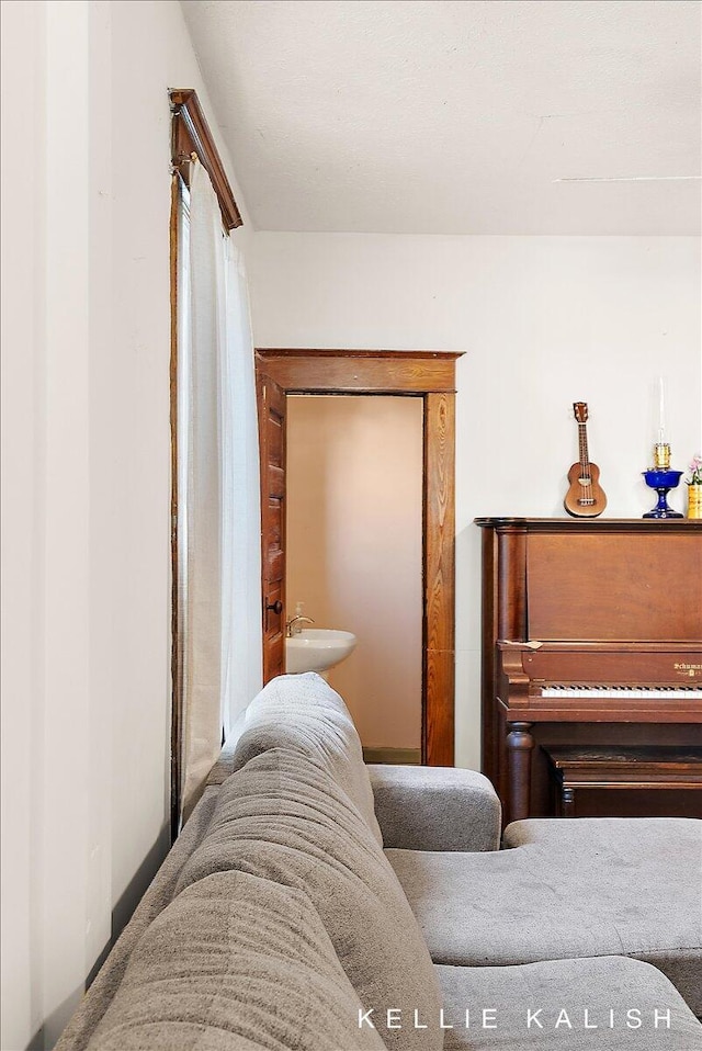 324 Gunnison Ave SW, Grand Rapids, MI 49504 - view of bedroom