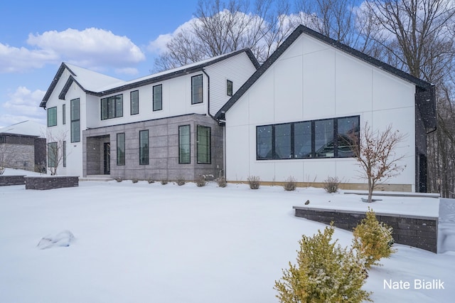 view of modern farmhouse