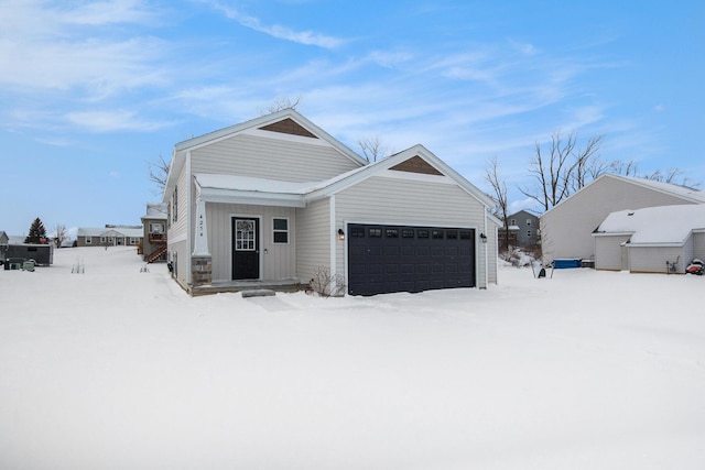 view of front facade featuring an attached garage