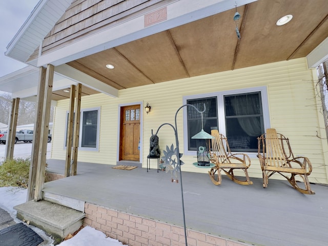 view of patio / terrace with covered porch